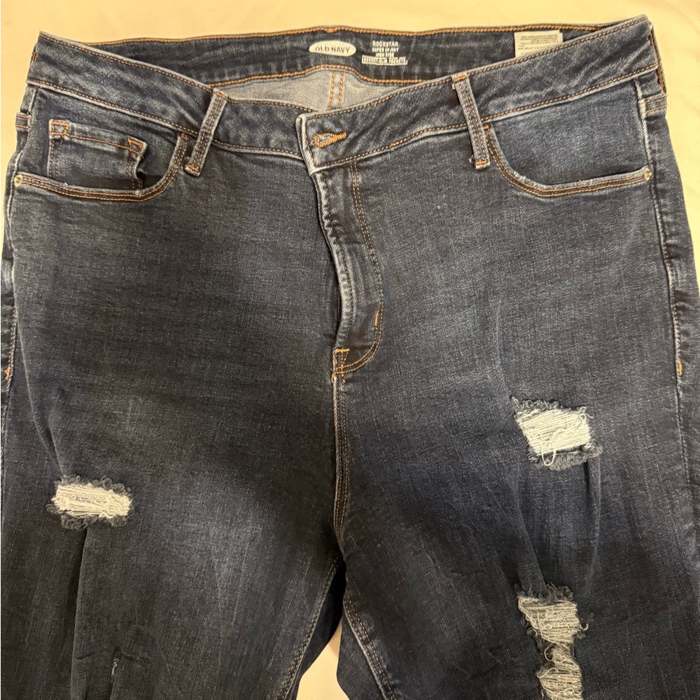 Old Navy ripped skinny jeans Rockstar fit